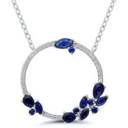 Collier or blanc 18 carats motif rond empierré diamants et saphirs